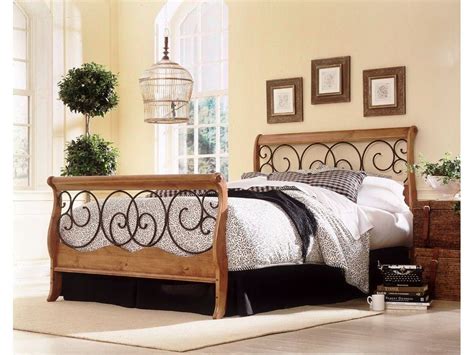 15 Amazing Queen Sleigh Bed In Guest Room Design Ideas Wood Bed Frame