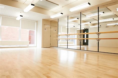 They make ideal dancing mirrors, portable mirrors, ballet mirrors, and more. Hire the Dance Studio