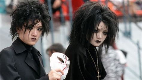 Chinese Goths Post Selfies In Protest After Subway Incident Bbc News
