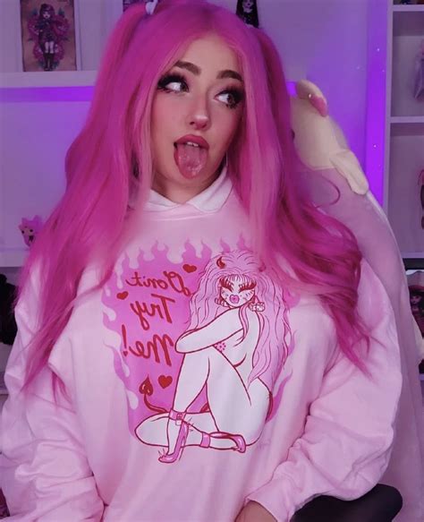 Creepy Gals On Twitter Cutie Jasminfoxe In The Don’t Try Me Crew Neck 🎀⛓️