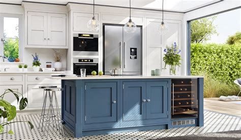 Pick it up for $68.99 a gallon at one of your local benjamin moore outlet stores. What the Trending Kitchen Color Schemes for 2021 Say About the Year Ahead | Kauffman Kitchens
