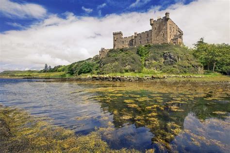 Dunvegan Castle Auf Der Isle Of Skye Schottland Stock Bild Colourbox