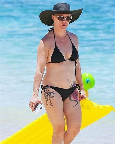 Jennie Garth Sports Massive New Rose Tattoo On Hip In Tiny Black Bikini