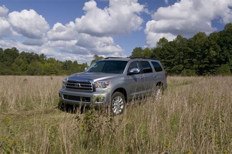 Find a new sequoia at a toyota dealership near you, or build & price your own toyota sequoia online today. 2010 Toyota Tundra and Sequoia SUV Facelift with new 310HP 4.6L V8 and Higher Prices | Carscoops