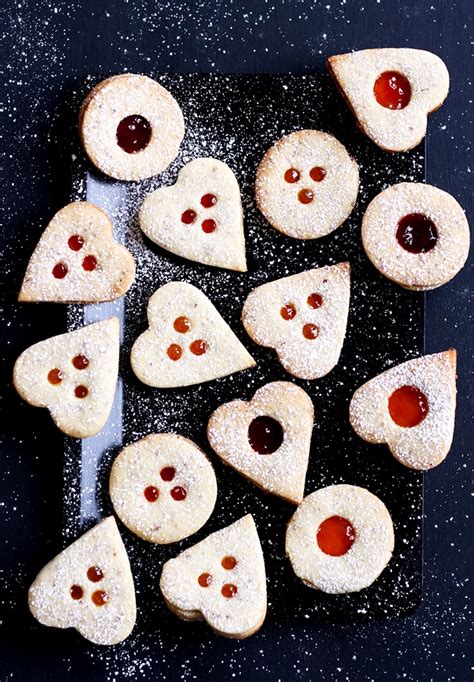 Vanilla sugar (=8 g) 2 eggs (size m) 1 pinch of salt 100 g. Traditional Linzer Cookies & News » Little Vienna