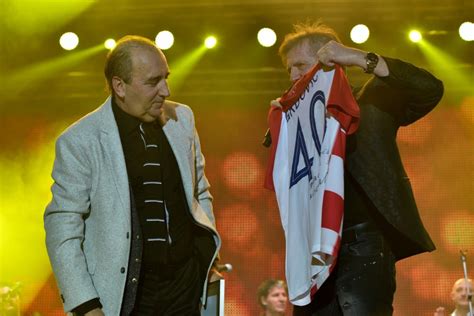 Mladen Grdović s publikom proslavio 40 godina karijere