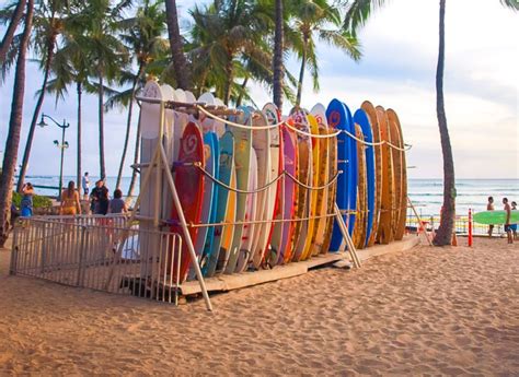 Learning To Surf And Paddleboard Waikiki Beach Honolulu Surfing Waikiki