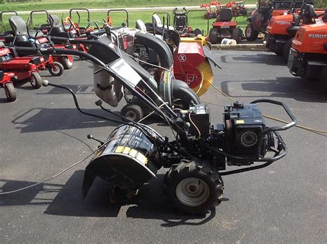 This list includes data for the horse i, ii, iii, and operator presence control (o.p.c., horse iv) up through the end of 1992. Troy-Bilt Horse 25th Ann. Edition Tiller 8HP Kohler Engine ...