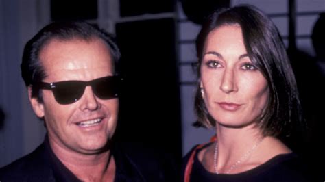 Anjelica Huston Once Beat Jack Nicholson Savagely After He Got Another Woman Pregnant Flipboard