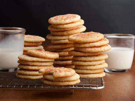 Judy's recipe makes the heavenly sugar cookies, filled with flavor that melts in your mouth. Chewy Sugar Cookies Recipe | Food Network