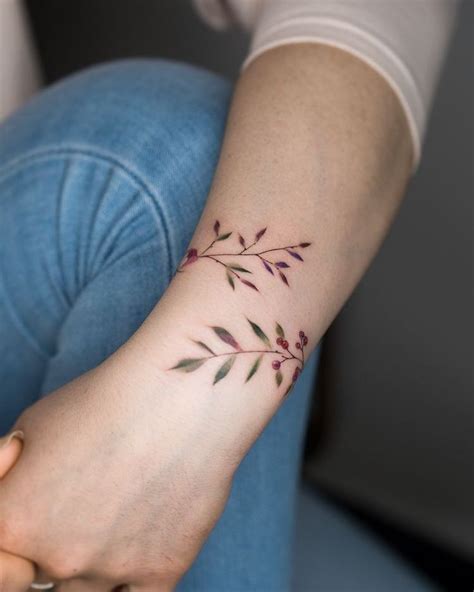 Leaves Around Wrist Tattoo Wrist Band Tattoo Band Tattoo Cool Wrist