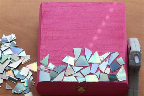 Rather than gifting or presenting a single ring to someone, or even just storing a singular special one yourself, have you been hoping to find a. Make this DIY Jewelry Box by Recycling Your Old CD's - Metiza
