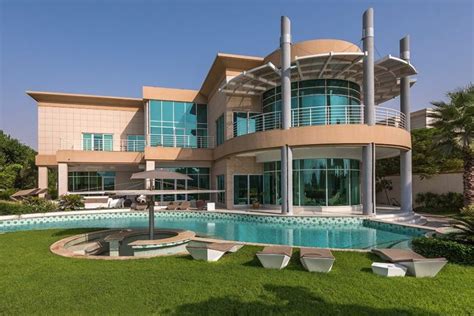 Live In Ultra Modern Luxury With This Emirates Hills Villa In Dubai