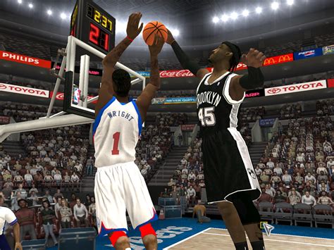 You can watch at home on your pc or on your phone or tablet if you go out. NBA Live 2004 - PC - Torrents Juegos