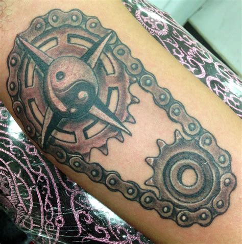 Sprocket Chain Drive 1871×1888 Chain Tattoo Elbow Tattoos