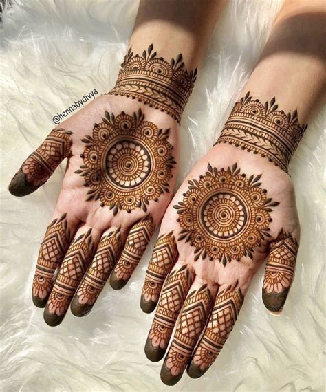 Bridal Mehndi Round Mehndi Design Front Hand Guria Criativa