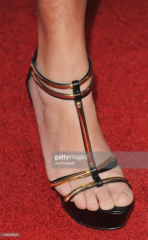 Sara Evanss Feet