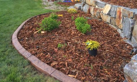 What do you need to know about urban turf solutions? Urban Curb'n - high quality concrete curbing landscape ...
