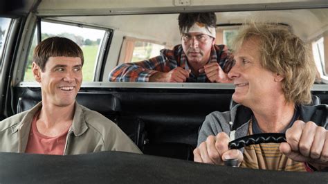 Dumb And Dumber To — 15 Photos And 3 Minutes Of Footage — Geektyrant