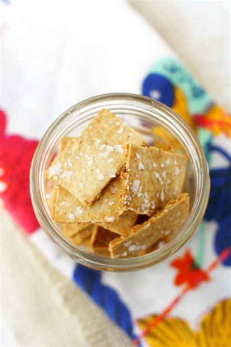 Easy Oatmeal Crackers Gluten Free And Vegan The Pretty Bee