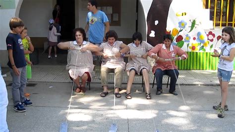 Brincar com tradição brincar com tradição jogos tradicionais para crianças patrícia p… 2. PIEF da Chamusca - Dia da Criança - Jogos tradicionais ...