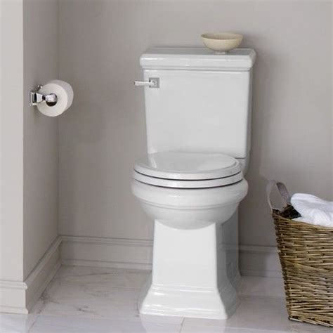 American Standard Town Square Concealed Trapway Rh Elongated Toilet