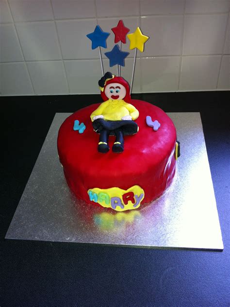 Emma is a beautiful yellow wiggle and she's. Emma Wiggle Cake | Wiggles cake, Emma wiggle, Wiggles party