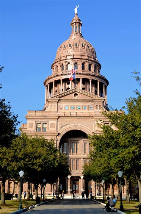 Texas State Capitol Building In Austin Texas Encircle Photos