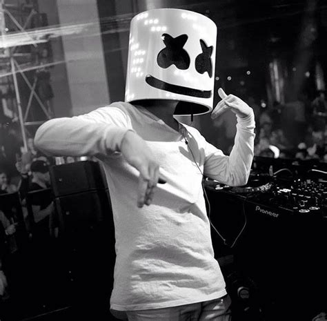 Maybe you would like to learn more about one of these? Marshmello.cool !!!!! | Dj art, Dj music, Dj electro