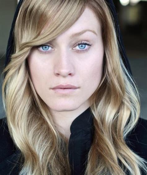 Olivia Taylor Dudley Height Weight Bio Age Body Measurement Net Worth And Facts Celebfeatures