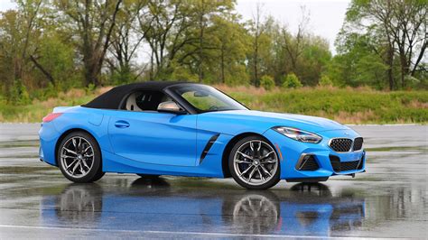 Video Test Drive The 2020 Bmw Z4 M40i Gets Wild On The Racetrack With