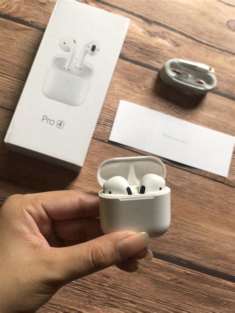 Apple Airpods 4 Pro Mobile Hub Official