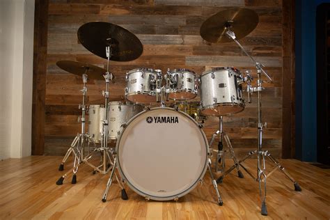 Yamaha Absolute Hybrid Maple 6 Piece Drum Kit Silver Sparkle Drumazon
