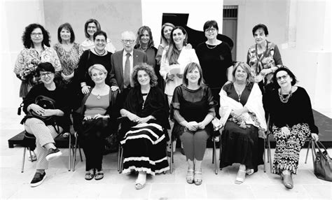 Ny canta e nazionale cantanti in sostegno per il progetto del dott. BORSA DI STUDIO "GIUSEPPINA CAMASSA" Per la formazione di ...