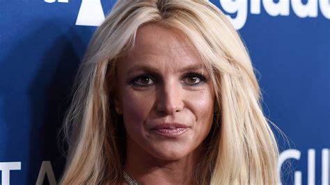 Britney Spearss Father Files To End Her Conservatorship The New York