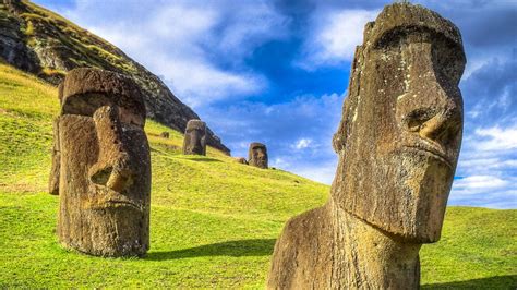 Rapanui es originaria de san carlos de bariloche, donde actualmente se ubica su casa central y fábrica, y también cuenta con siete sucursales en ciudad de buenos aires, una en las lomitas y otra. Rapanui - ABCTUR
