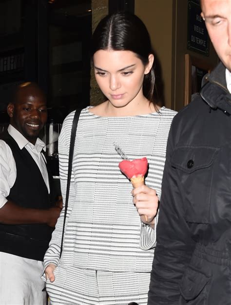 Kendall Jenner Out For Ice Cream In Paris Hawtcelebs