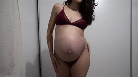 milf latina embarazada probándose lencería sexy xhamster