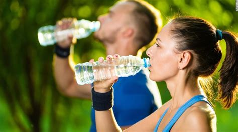 Drinking Water May Boost Mental Skills In Exercising Elderly The