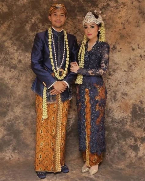 pakaian tradisional sunda pariwisata indonesia
