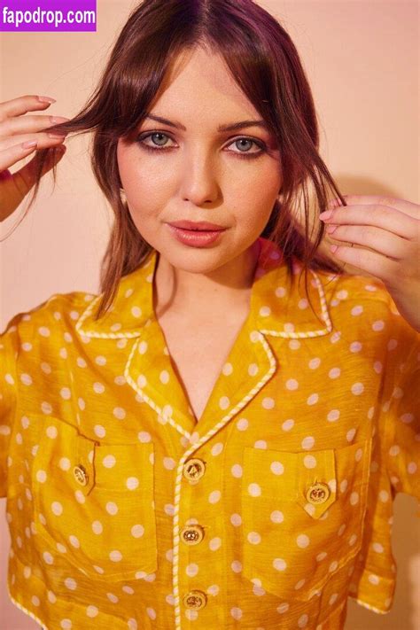 Sammi Hanratty Sammihanratty Leaked Nude Photo From OnlyFans And