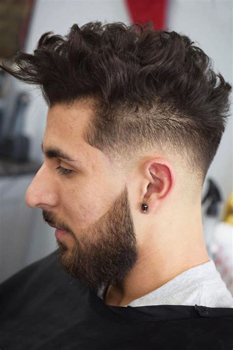 Using hairspray, mousse or gel can help if your hair is particularly unruly or needs smoothing down. 55+ Sexiest Short Curly Hairstyles For Men | MensHaircuts ...