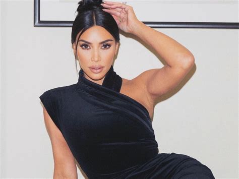 Η Kim Kardashian επαναφέρει ένα Vintage Trend που είχε διχάσει τον κόσμο της μόδας