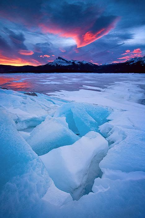 Frozen Canadian Lake Beautiful Sky Beautiful World Beautiful