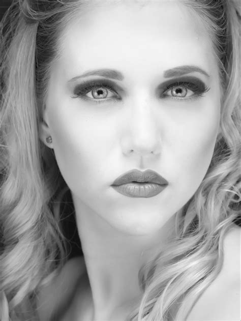 Rebeccah73 Female Makeup Artist Profile Georgetown Ontario Canada
