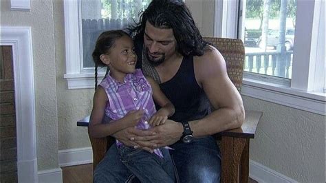 Roman Reigns And His Daughter Roman Reigns Reign Daughter