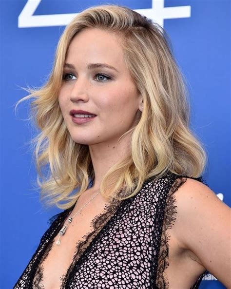 Please do not attempt to contact jennifer through us as we are not in direct contact. Quick Celeb Facts | Jennifer Lawrence Facts: Age, Wedding ...