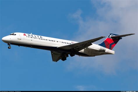 Boeing 717 2bd Delta Air Lines Aviation Photo 5045491