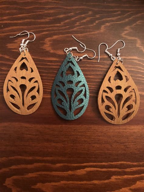 How To Make Leather Earrings With Cricut Maker Recursoseducats