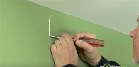 Long on a joint, and a bubble line stretching 4 ft. How to Fix Cracks in Your Drywall | TipHero